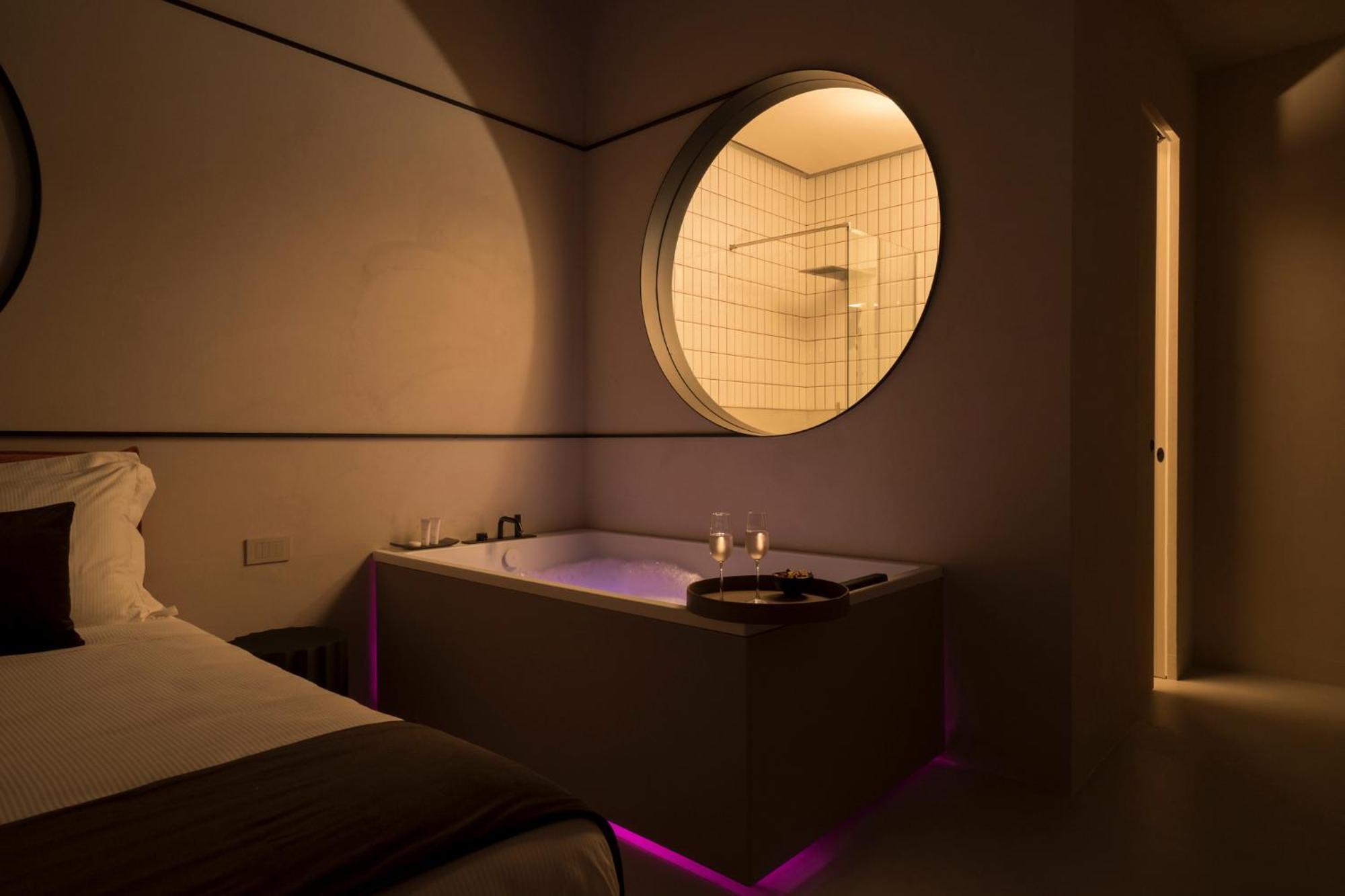 Demetra Luxury Suites Neapol Zewnętrze zdjęcie
