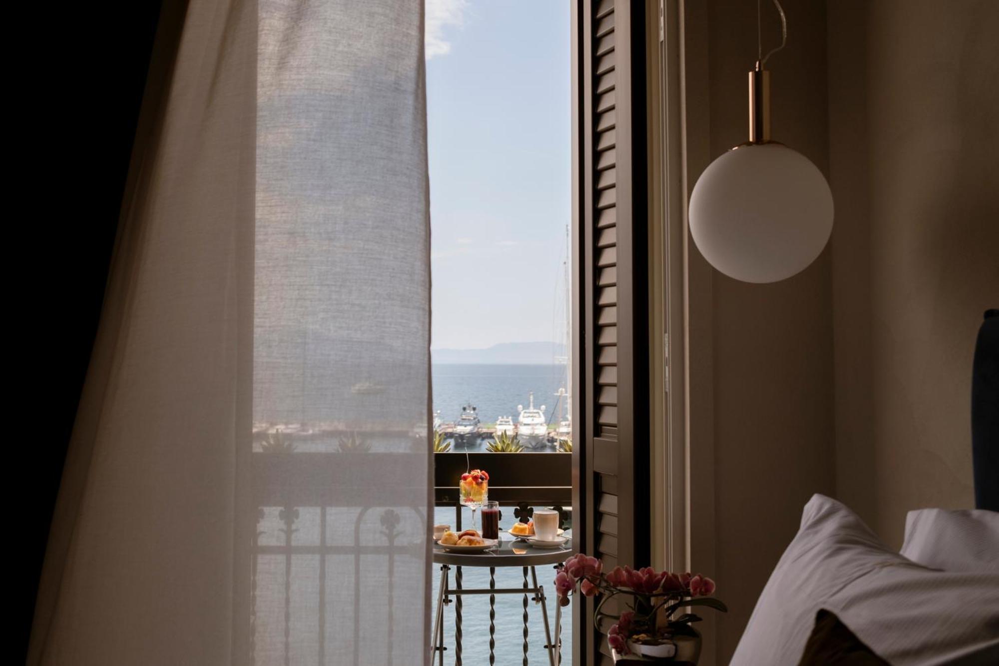Demetra Luxury Suites Neapol Zewnętrze zdjęcie